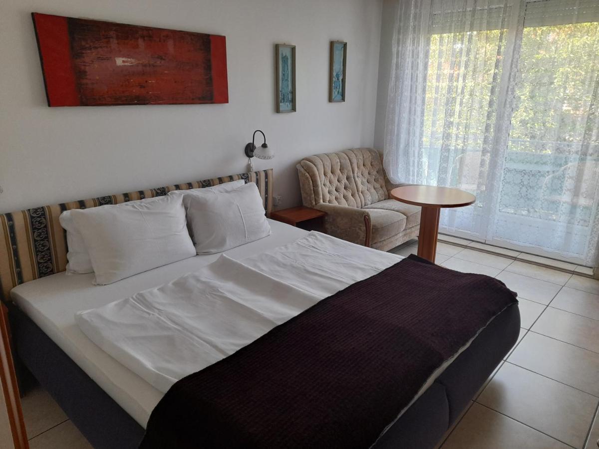 Guest House Moritz Keszthely Exterior photo