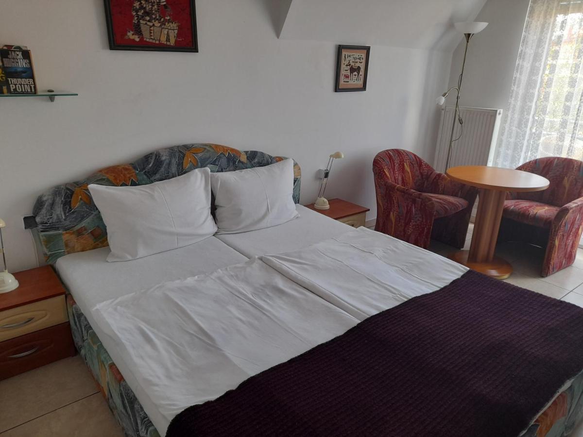 Guest House Moritz Keszthely Exterior photo